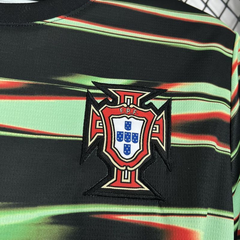 חולצת המהדורה המיוחדת של נבחרת פורטוגל 2024/25